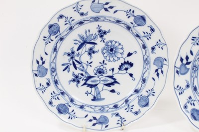 Lot 23 - Meissen porcelain
