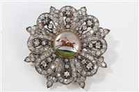 Lot 729 - Victorian-style diamond brooch with a central...