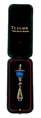 Lot 450 - Good quality gold, plique-à-jour enamel and lapis lazuli pendant in the form of a Chinese lantern, in fitted Tessier box