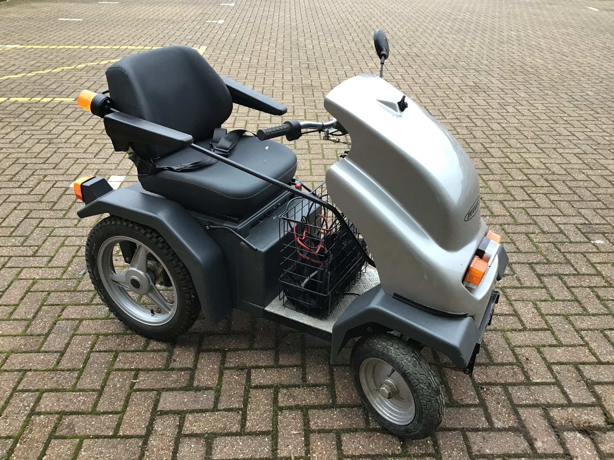 Lot 153 Mobility Electric Scooter With Charger And lot-153-mobility-electric-scooter-with-charger-and