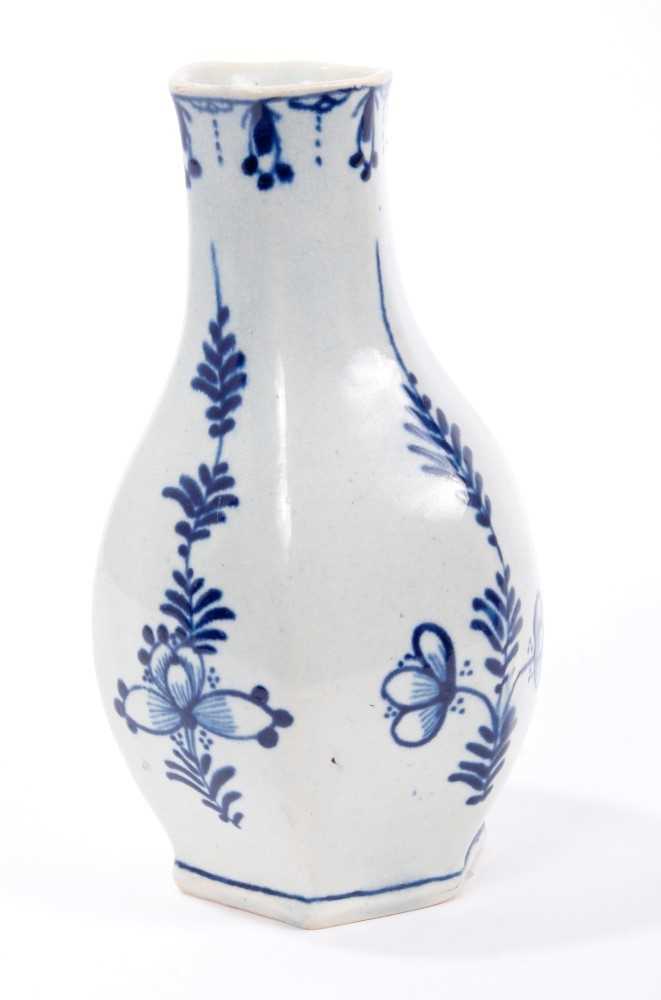 Lot 11 - Penningtons Liverpool blue and white vase