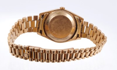 Lot 602 - Ladies Rolex gold Oyster Perpetual DateJust wristwatch, model 69178