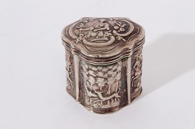 Lot 237 - Late 18th / early 19th century Dutch silver trinket / ring box with embossed panels depicting a hunting scene, all at 0.5oz, 3cm in height