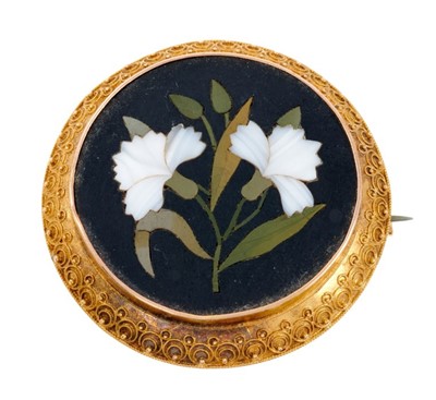 Lot 508 - 19th century pietra dura brooch