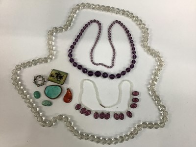 Lot 117 - Group of vintage jewellery