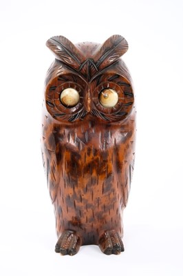 Lot 634 - 1920s Black Forest  Novelty owl clock