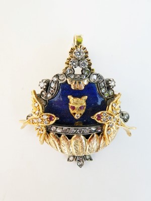 Lot 552 - Fine quality 19th century Portuguese gold and silver, diamond, ruby and enamel pendant/brooch in the form of a bird bath with a central cat's head with ruby eyes, observing two birds outlined in di...