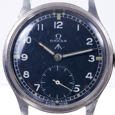 Lot 575 - Omega British military W.W.W. wristwatch, the circular black dial with military broad arrow, white enamel Arabic numerals and minute track with luminous hour markers and luminous steel hands, subsi...