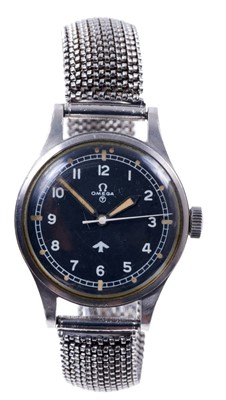 Lot 584 - Omega Air Ministry 6B pilot's wristwatch, the black dial with white enamel Arabic numerals and outer track recording minutes and seconds, luminous dot hour markers and luminous steel hands with cen...