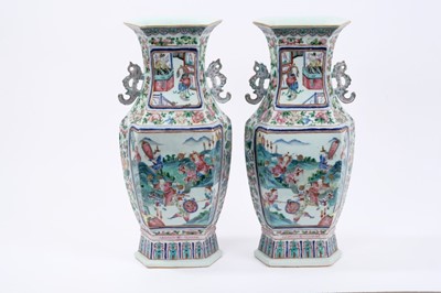 Lot 158 - Good pair of 19th century Chinese famille rose porcelain vases