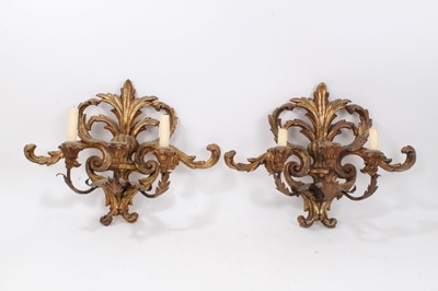 Lot 786 - Pair of 18th century style giltwood wall lights