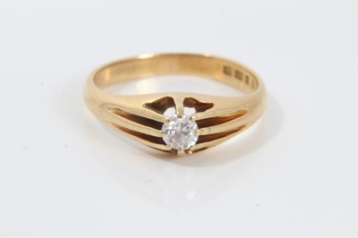 Lot 87 - 18ct gold diamond single stone ring