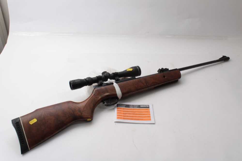 Lot 402 Gamo .22 Calibre air rifle with SMK Scope,