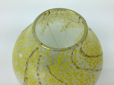 Lot 31 - Yellow Art Glass vase