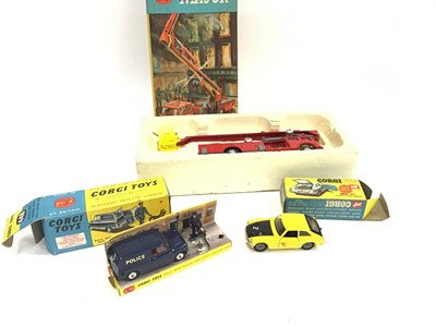 Lot 1514 - Corgi cars including Simon Snorkle fire engine in original box