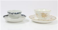 Lot 249 - 18th century Lowestoft blue and white tea bowl...