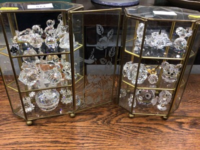 Lot 573 - Collection of crystal ornaments