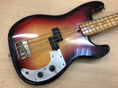 Lot 827 - Aria pro II bass