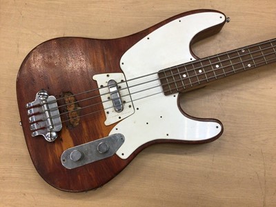 Lot 827 - Aria pro II bass