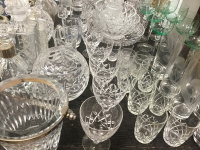 Lot 164 - Collection of decorative glassware