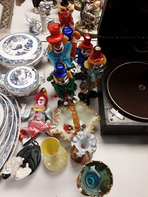 Lot 272 - Collection of Murano glass clowns and other coloured glassware