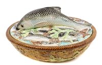 Lot 312 - Victorian George Jones Majolica sardine dish...