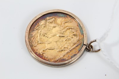 Lot 78 - George V gold Sovereign, 1928 SA, in 9ct gold pendant mount