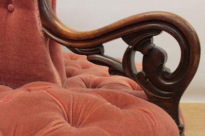 Lot 749 - Victorian walnut conversation seat