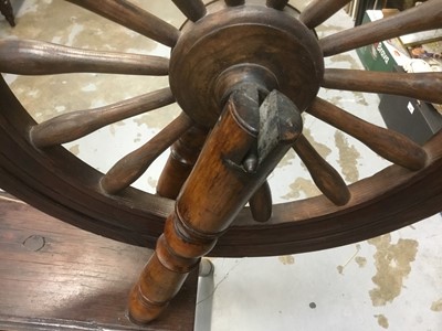 Lot 106 - Antique spinning wheel