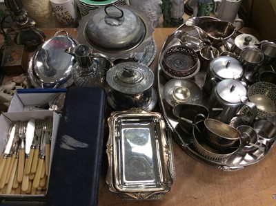 Lot 433 - Quantity silver plated ware, cutlery and sundries