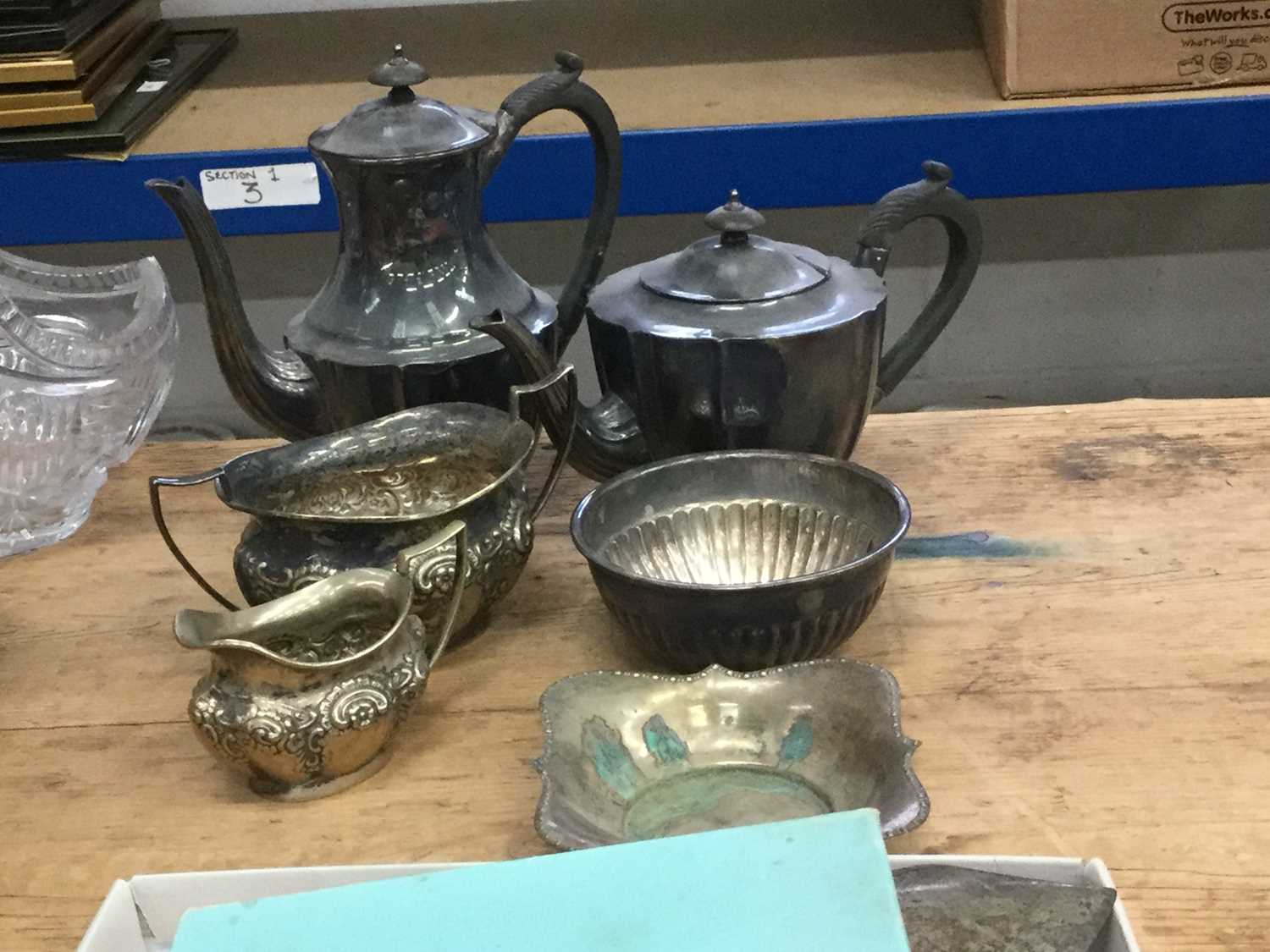 Lot 12 - Silver plated tea and coffee pots by Walker & Hall, together with silver plated cutlery and other plated wares