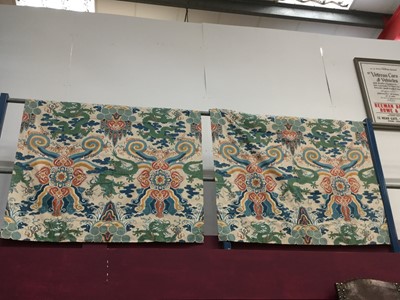Lot 95 - Pair of good quality interlined curtains with Chinese Dragon decoration width 77cm (each side) 177cm in length