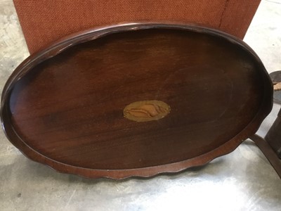 Lot 152 - Small mahogany oval tray