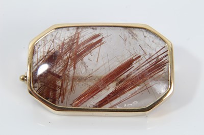 Lot 61 - Rutilated quartz brooch