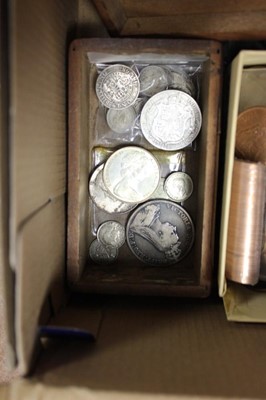 Lot 364 - World - Mixed coinage