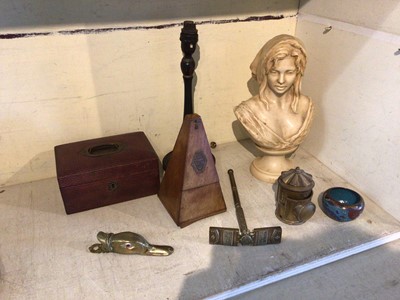 Lot 311 - Sundry items