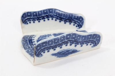 Lot 47 - Set of four 18th century Caughley blue and white Asparagus servers decorated in the Fisherman and Cormorant pattern (4)