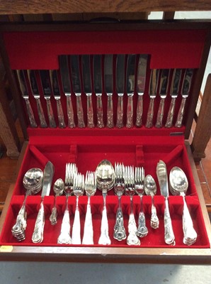 Lot 564 - Silver plated Kings pattern canteen of cutlery