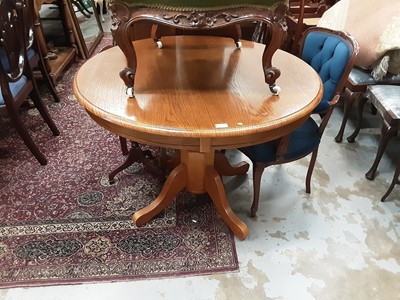 Lot 1035 - Contemporary circular oak kitchen table