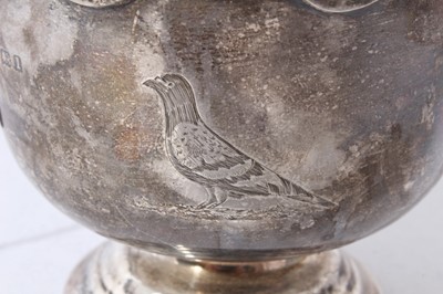 Lot 41 - George V silver two handled miniature monteith with engraved Pigeon motif and presentation inscription 'Carshalton Flying Club Working Homer Show Bowl 1912, Presented by H. S. Seldon Esq.', (Birmin...