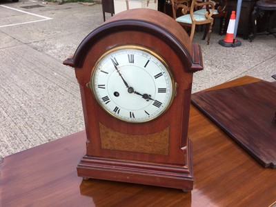 Lot 270 - Victorian walnut cased mantel clock with white enamel dial