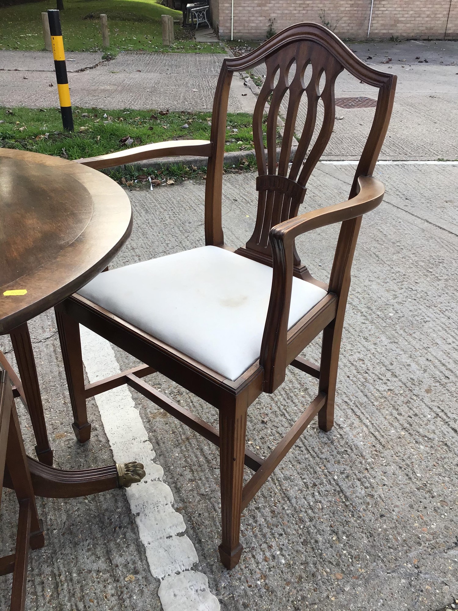Lot 998 - Reproduction mahogany d end dining table and