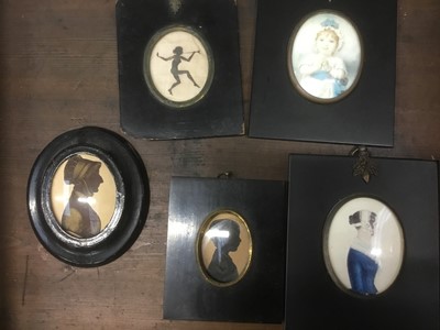 Lot 189 - Three 19th / early 20th century silhouette miniatures