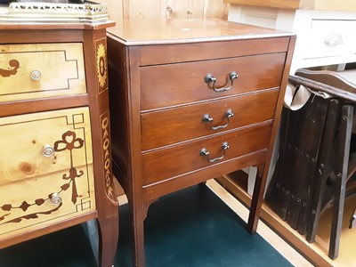 Lot 979 - Mahogany music cabinet with three slides