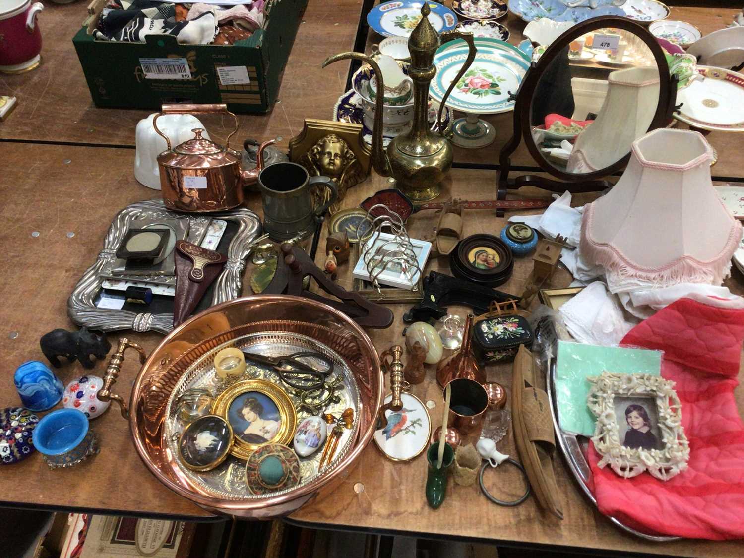 Lot 478 - Sundry items, including Victorian copper,