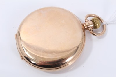 Lot 121 - Early 20th century Waltham 9ct gold closed face pocket watch