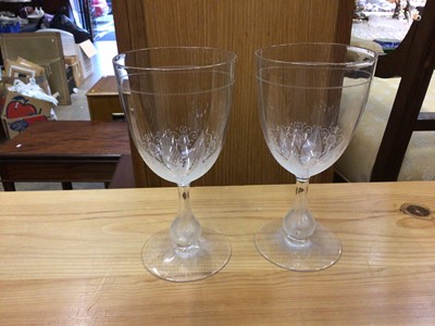 Lot 234 - Good pair of Victorian wine glasses with engraved foliate patterns