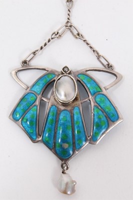 Lot 104 - Arts & Crafts silver and enamel pendant necklace on chain
