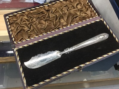 Lot 708 - Victorian silver butter knife in fitted case