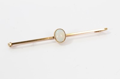 Lot 195 - Edwardian opal single stone bar brooch